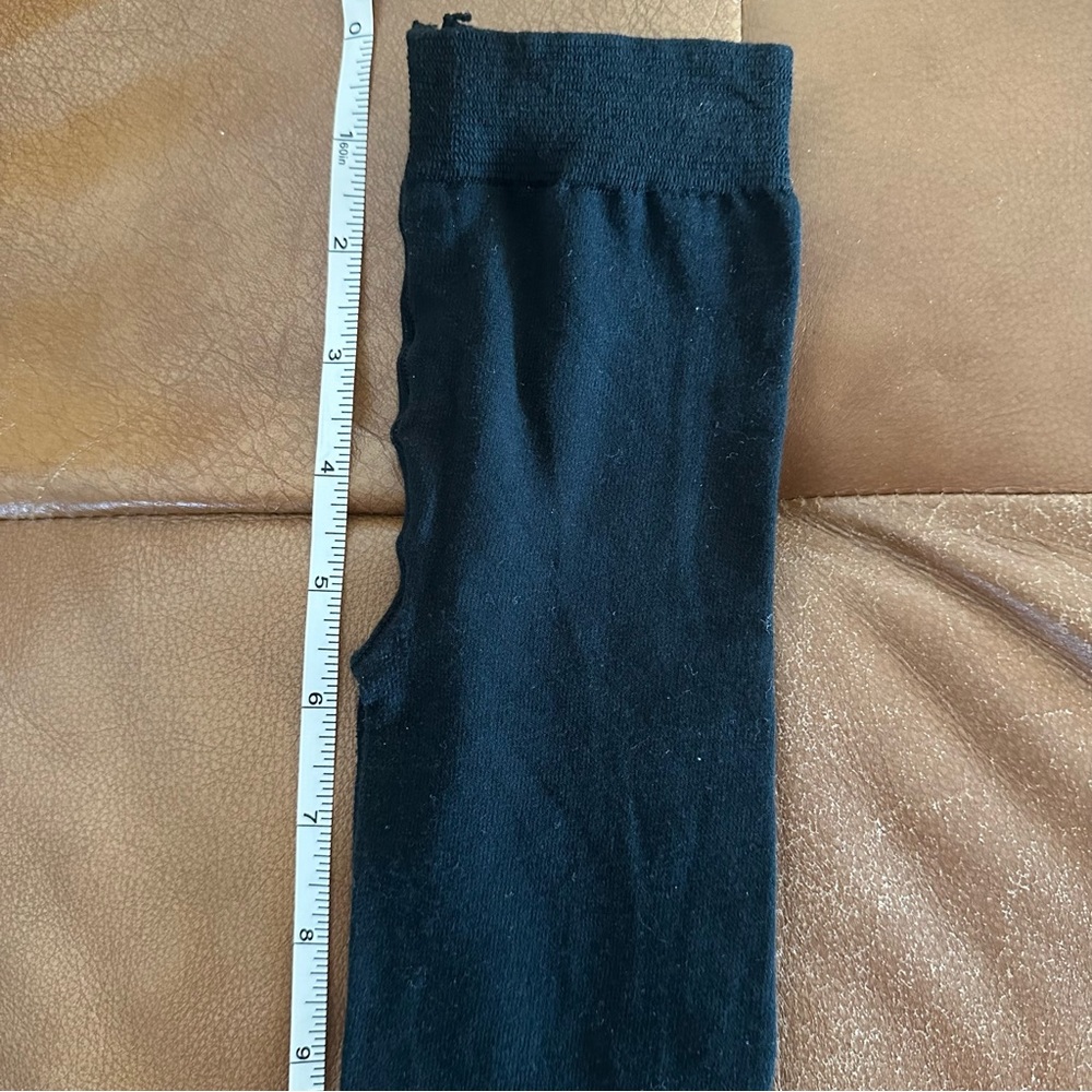 Black tights for a girl 5-8 y.o. (approximately) - Picture 6 of 6